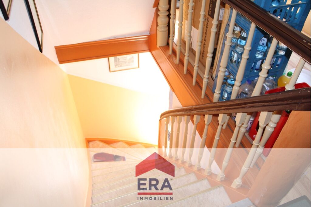 Treppenaufgang - Wohnung 2