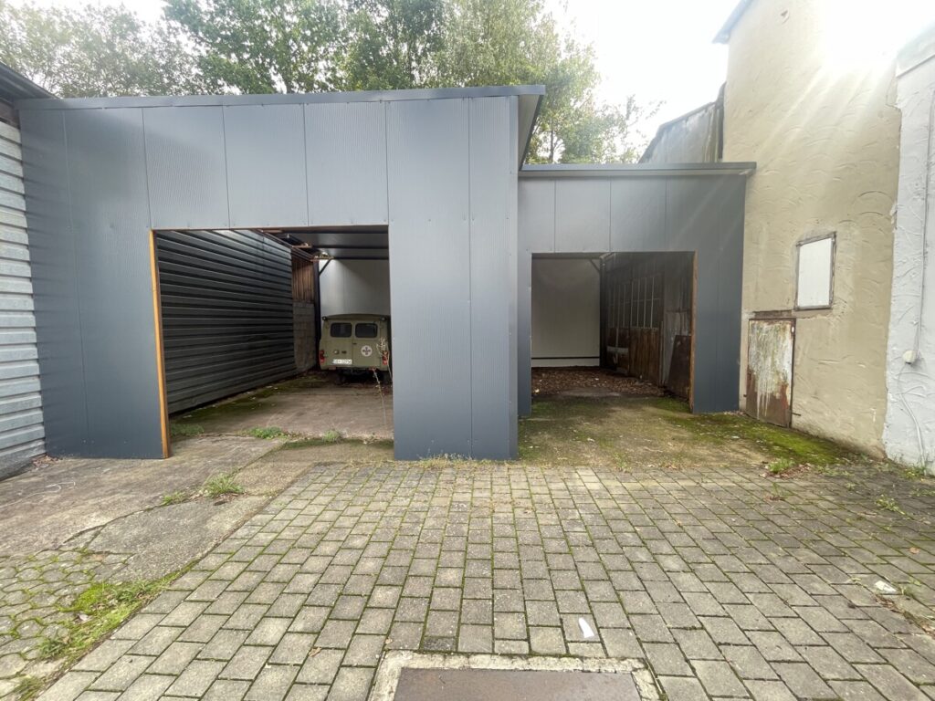 Überdachte Lagerfläche