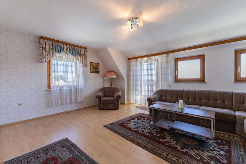 Wohnzimmer DG