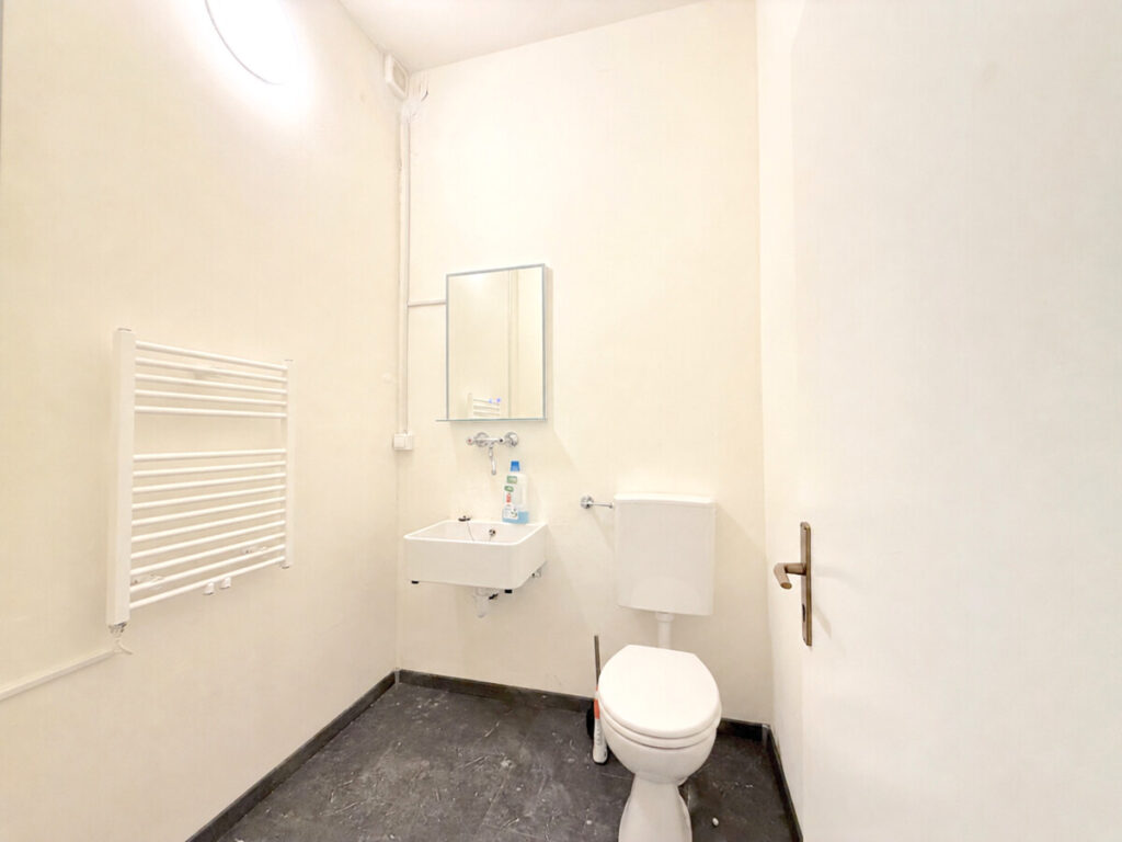 WC