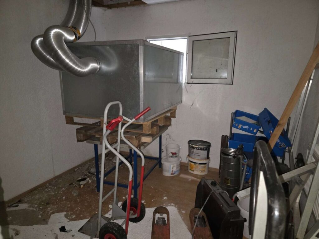 Lüftungsanlage im Lager